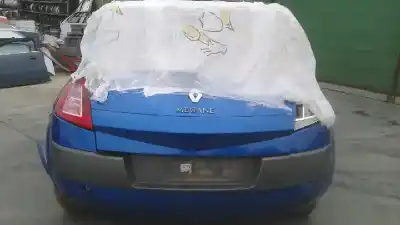 Veículo de Sucata renault megane ii berlina 5p 1.6 16v do ano 2004 alimentado k4m t7