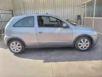 Здавання транспортного засобу opel corsa c silverline року 2006 потужний z12xep