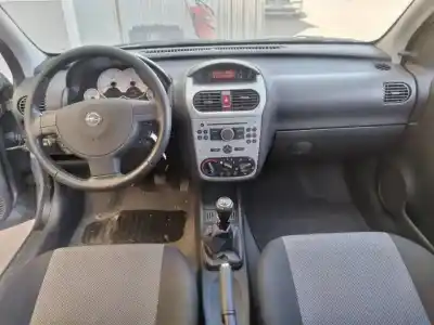 Здавання транспортного засобу opel corsa c silverline року 2006 потужний z12xep