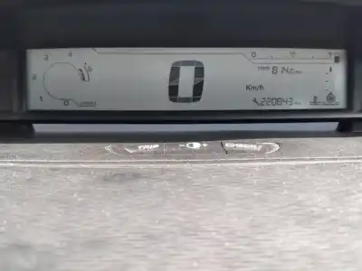 Sloopvoertuig citroen c4 berlina cool van het jaar 2009 aangedreven 9hz