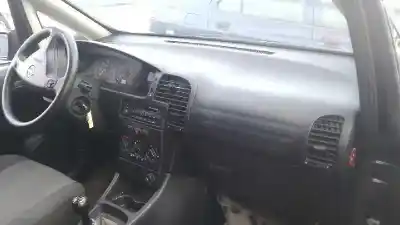 Здавання транспортного засобу opel zafira a 2.0 dti року 2004 потужний y20dth