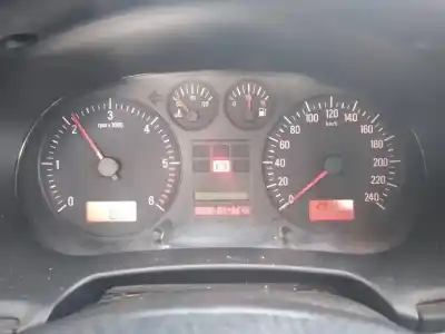 Sloopvoertuig seat toledo (1m2) signum van het jaar 1999 aangedreven ahf