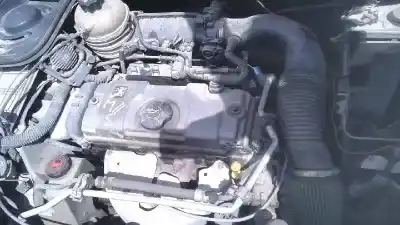 Veículo de Sucata peugeot 206 berlina xline 1.4 do ano 2003 alimentado kfw