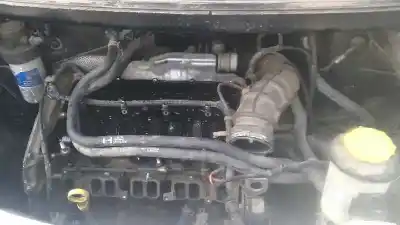 Sloopvoertuig ford transit mod. 2000 combi ft 260 2.0 corto van het jaar 2005 aangedreven abfa