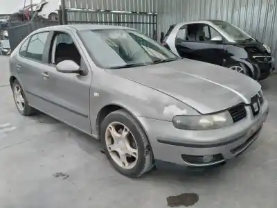 Здавання транспортного засобу seat leon (1m1) sport року 2004 потужний apg