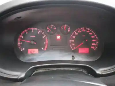 Здавання транспортного засобу seat leon (1m1) sport року 2004 потужний apg