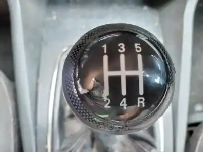 Veicolo di demolizione audi a4 berlina (b5) 1.8 dell'anno 2000 alimentato avv