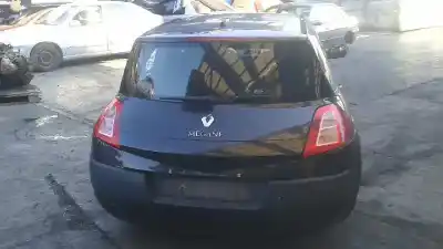 Veículo de Sucata renault megane ii berlina 5p 1.6 16v do ano 2005 alimentado k4m t7