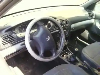 Veículo de Sucata peugeot 406 berlina (s1/s2) 1.8 cat do ano 1999 alimentado lfy