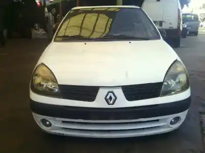 Здавання транспортного засобу RENAULT CLIO II FASE II (B/CB0) 1.5 dCi Diesel 65 CV / 48 KW року 2002 потужний K9K A7