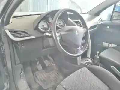 Vehicul casat peugeot 207 sport al anului 2009 alimentat 9hx / 9h02