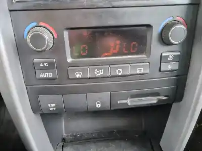 Vehicul casat peugeot 207 sport al anului 2009 alimentat 9hx / 9h02