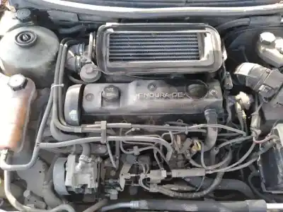 Sloopvoertuig ford mondeo berlina (gd) ghia van het jaar 2000 aangedreven rfn