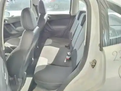 Veicolo di demolizione citroen c3 attraction dell'anno 2012 alimentato 8h01/8hr