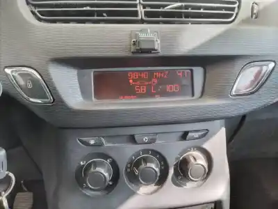 Veicolo di demolizione citroen c3 attraction dell'anno 2012 alimentato 8h01/8hr