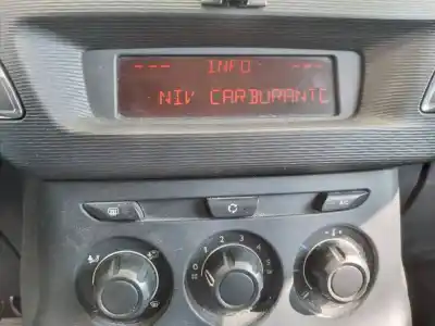 Veicolo di demolizione citroen c3 attraction dell'anno 2012 alimentato 8h01/8hr