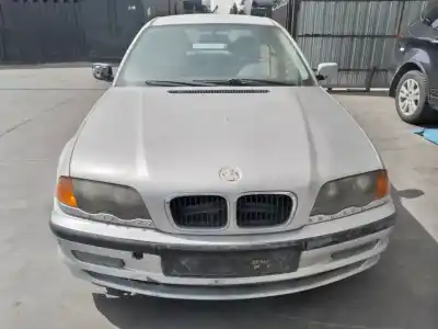 Vehicul casat BMW SERIE 3 BERLINA (E46) 320d al anului 2000 alimentat 204D1