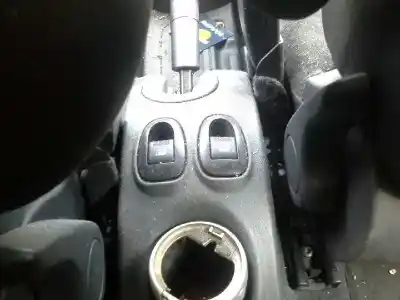 Veículo de Sucata citroen c3 pluriel (hb_) 1.4 hdi do ano 2006 alimentado 8hz