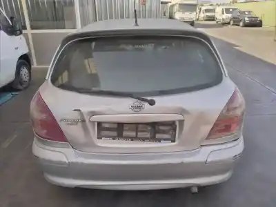 Veículo de Sucata nissan almera (n16/e) comfort do ano 2001 alimentado yd22