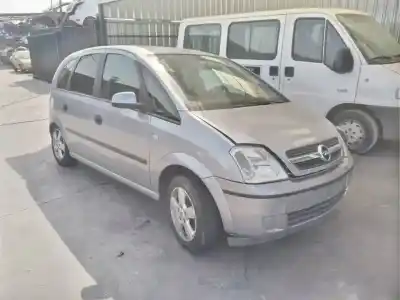 Veicolo di demolizione opel meriva enjoy dell'anno 2004 alimentato z17dth