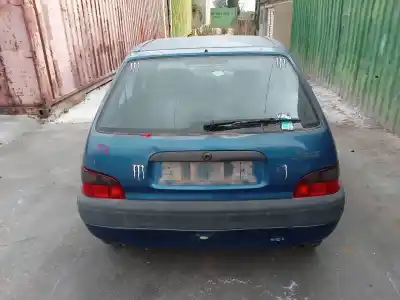 Veicolo di demolizione citroen saxo 1.1 seduction dell'anno 1996 alimentato hdz