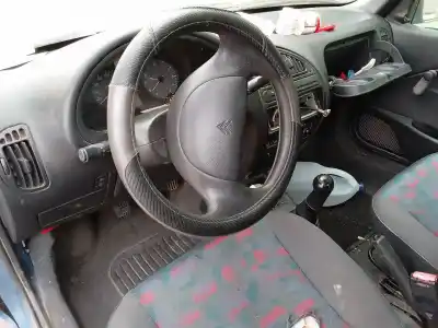 Veicolo di demolizione citroen saxo 1.1 seduction dell'anno 1996 alimentato hdz