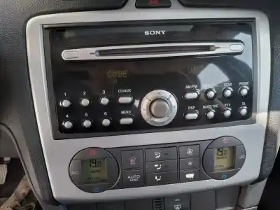 Veículo de Sucata ford focus berlina (cap) ambiente (d) do ano 2006 alimentado kkda