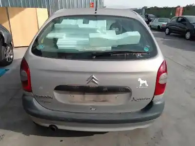 Veículo de Sucata citroen xsara picasso 2.0 hdi vivace do ano 2004 alimentado rhy