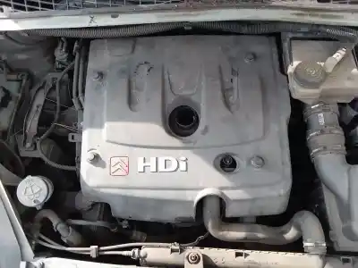 Veículo de Sucata citroen xsara picasso 2.0 hdi vivace do ano 2004 alimentado rhy