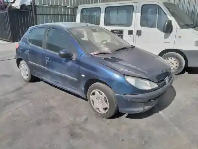 Veículo de Sucata peugeot 206 berlina x-line do ano 2002 alimentado 8hx