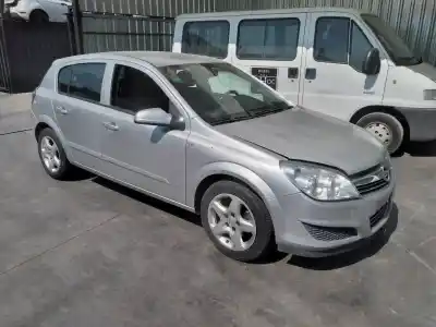 Veículo de Sucata opel astra h berlina sport do ano 2008 alimentado z16xer