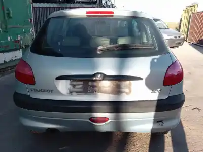 Veículo de Sucata peugeot 206 berlina xt do ano 2001 alimentado wjy