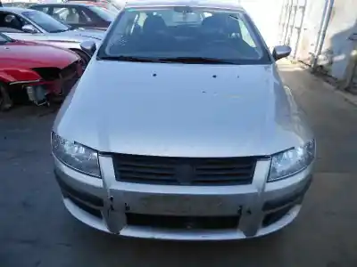 Véhicule à la ferraille FIAT STILO (192) 1.9 JTD / 1.9 JTD 115 Active de l'année 2001 alimenté 192A1000