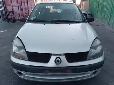 Здавання транспортного засобу RENAULT CLIO II FASE II (B/CB0) Expression року 2002 потужний D7F G7