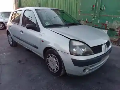 Здавання транспортного засобу renault clio ii fase ii (b/cb0) expression року 2002 потужний d7f g7