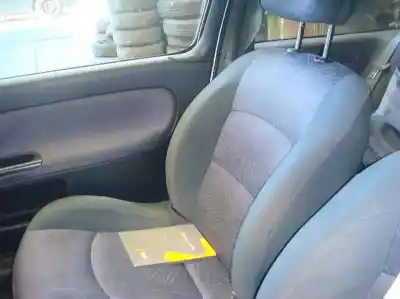 Здавання транспортного засобу renault clio ii fase ii (b/cb0) 1.5 dci diesel 64 cv / 47 kw року 2003 потужний k9k