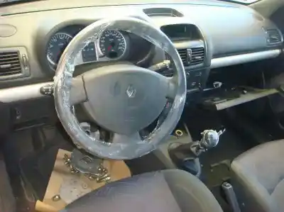 Здавання транспортного засобу renault clio ii fase ii (b/cb0) 1.5 dci diesel 64 cv / 47 kw року 2003 потужний k9k