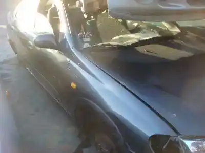 Veículo de Sucata nissan almera (n16/e) 1.8 16v cat do ano 2000 alimentado qg18