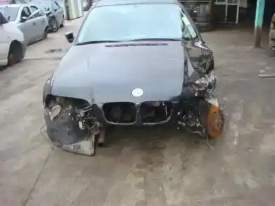 Vehicul casat bmw serie 3 berlina (e46) 320d al anului 2004 alimentat 204d1