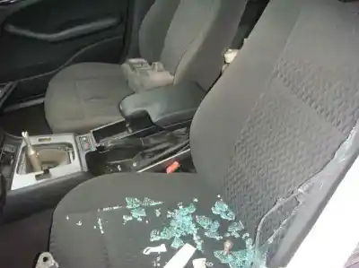 Vehicul casat bmw serie 3 berlina (e46) 320d al anului 2004 alimentat 204d1