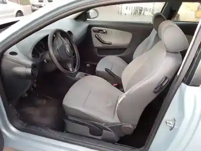 Veículo de Sucata seat ibiza (6l1) signo do ano 2002 alimentado asy