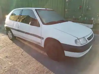 Veicolo di demolizione citroen saxo 1.1 seduction dell'anno 1998 alimentato hdz