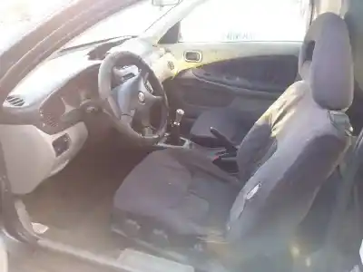 Veículo de Sucata nissan almera (n16/e) comfort do ano 2001 alimentado yd22