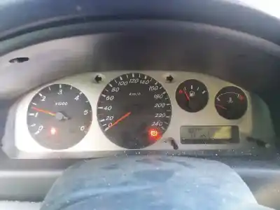 Veículo de Sucata nissan almera (n16/e) comfort do ano 2001 alimentado yd22