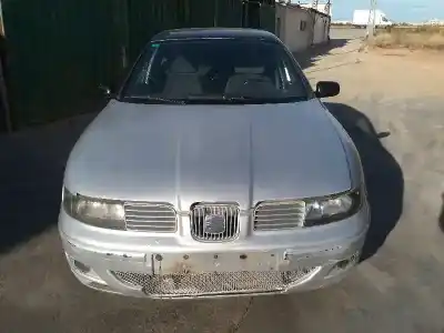 Sloopvoertuig SEAT TOLEDO (1M2) Signo van het jaar 2000 aangedreven AHF