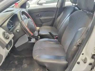 Veicolo di demolizione dacia logan ambiance dell'anno 2014 alimentato k9kc6