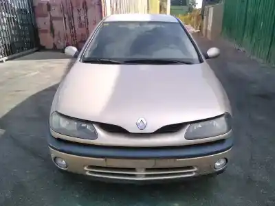 Scrapping Vehicle RENAULT LAGUNA (B56) 1.6 16V RT of the year 1999 powered K4M F7