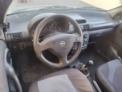 Veicolo di demolizione opel corsa b eco dell'anno 1999 alimentato x17d