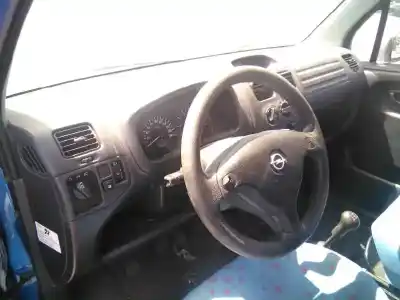 Veicolo di demolizione opel agila color-edition dell'anno 2002 alimentato z12xe