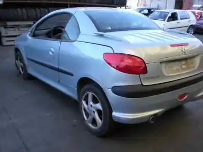 Veicolo di demolizione PEUGEOT 206 CC 1.6 16V CAT dell'anno 2003 alimentato NFU